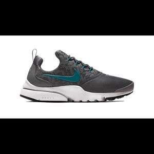 Nike Presto Fly brand new sz 6 dark grey & teal